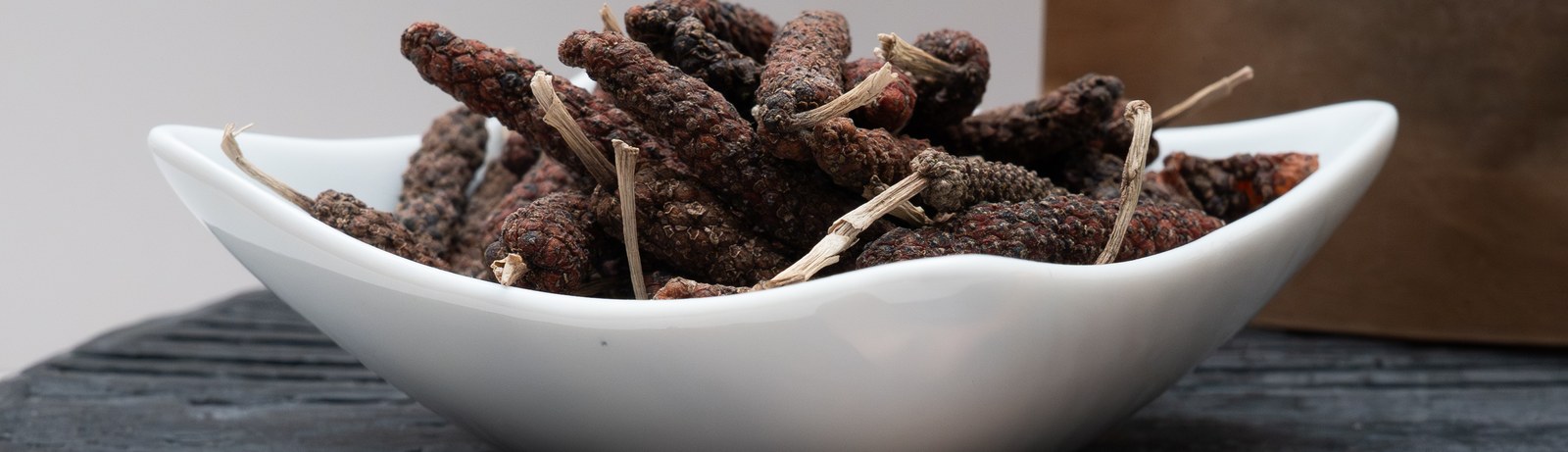 Javanese Long Pepper · Piper retrofractum